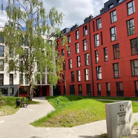 Apartament M2 *